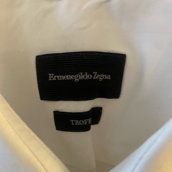 Have here a Ermenegildo Zegna Trofeo dress shirt. Very high quality shirt. - Picture 3 of 4